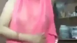 جنس شرجي لمراهقة هندية مع شريك عربي في مشهد صريح