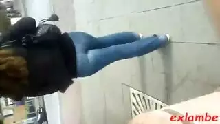 متلصص يصور فتاة تركية وهي تستمني عارية