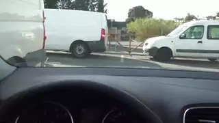 عربية مثيرة تمارس جنس عنيف مع قضيب أسود كبير على شاطئ مرسيليا