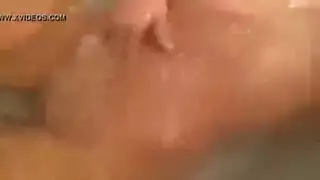 قذف وبول الانثى