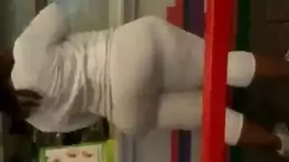 بنت تنك شقرا كس وردي من فحل