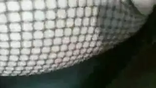 بيريتينو سومر يلعب خطفها في المطبخ