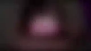 شقراء تتلقى جماع وجهي وتمدد شرجي بالأصابع