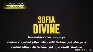 عشاء لذيذ يؤدي إلى إيلاج شرجي ثلاثي قاسٍ