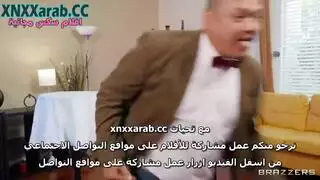 نيك ثلاثي: العاهرات طويلات الأرجل تأخذ كل الأعضاء