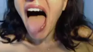 كاميرا خفية تكشف أداء مروة الجنسي الخام