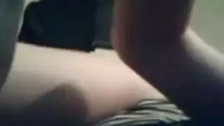 دومينا مفلسة تطالب بالطاعة بفرجها
