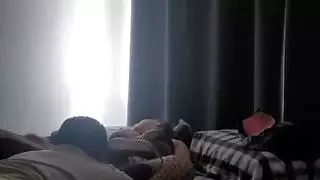 الخضوع لقضيبه: شريط جنسي زوجي قاسي