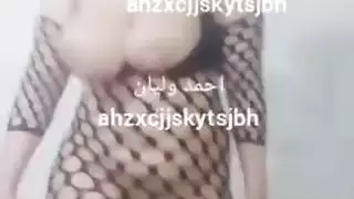 عربي زوجي يحملني ويضاجعني بشدة