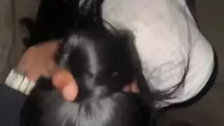 في عمق فرجها عندما تأتي مكالمة والدتها