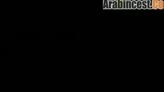 هنتاي في الفصل: فتاة أنمي مراهقة تأخذ قضيب المدرس في مهبلها