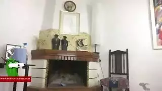 حامل تأخذه في طيزها بوضعية الكلب