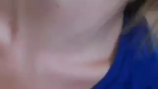 فيلم محرم للكبار: تدليك بالزيت وجنس خشن من الخلف