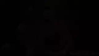 قضيب أسود يفتح فتحة شرج ضيقة بعنف