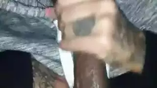 جميلة شاحبة متنوعة تبلع قضيباً بعمق
