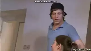 اخ يغصب اخته وهي نائمه