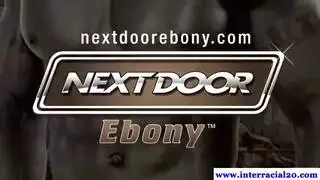 الصاحبة الفستان النلك حصري