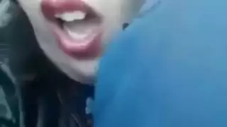 قحبة جزائرية تتنك من طيزها