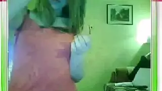 يشرح الدرس لاخته