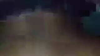 ابي يساعدني للذهاب إلى درس الرقص وانا طيزي كبير