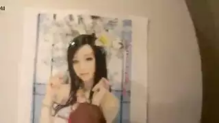 كارتي اليابانية كذاب صعودا وهبوطا وحريصة على الحصول على نائب الرئيس الطازج في جميع أنحاء وجهها