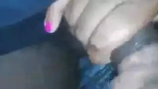 إذلال صريح لطالبة سمراء شابة
