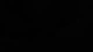 فرج صغير يختنق بقضيب ضخم