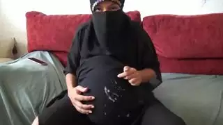 المرأة المسلمة الحوامل تحصل على شمال شاب من ربيب