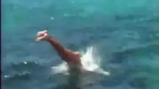 قضيب مستورد يخدم عاهرة عربية
