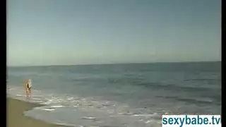مراهقات مثيرة في حركات جنس شرجي ومهبلي قاسي