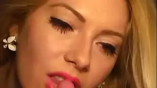 فيديو إباحي: أثداء نساء الصعيد الكبيرة