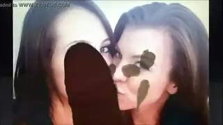 مشهد الجنس الجماعي لجينا ساتيفا مع قضبان سوداء إكس إكس إكس