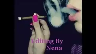 تبكي من حجم قضيب