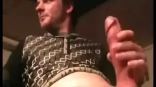 تستمني لابنها ليقدف منيه