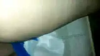 قرنية شقراء غلم فاتنة اللعب لها الفرج الرطب