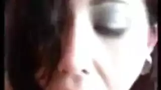 البرونيتية الممتلئة مولي تختنق على قضيب بورن سميك