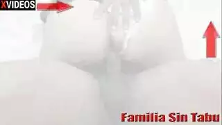 إباحية شرجية صعبة: صديقته تأخذ كل شيء أمام الكاميرا