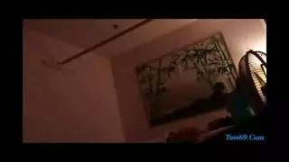 غرفة نوم الفناء الخلفي تتحول إلى موقع تصوير إباحي بعد تدليك مثير