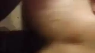 حفلة جنسية مثلي الجنس بالويسكي: شرج جماعي وجنس فموي