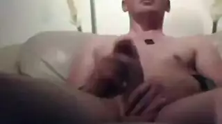جنس فموي صريح مع ثلاثي من المتحولين جنسياً