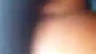 جلسة إكس إكس إكس في المنتجع الصحي: بنات ممتلئات تمص ثم تُضرب بوضعية الكلب