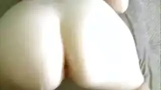 ياباني ناضج متعرج يسمرها زوجها على مكتب الخادمات