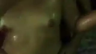 فتاة أوديشا ساخنة في مشهد اختراق مزدوج مكثف