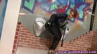 بوصلة الوثن وقحة سخيف لربصاتها الذين يحتاجون إليها فقط بسببها بسبب سحرها
