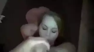 قضيب متضور يحتاج بشدة لثديين كبيرين لينكحهما