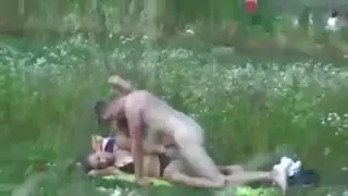 قضيب الشاب النحيف ينفجر مثل مدفع بورنو