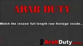يساعدهم في الواجب