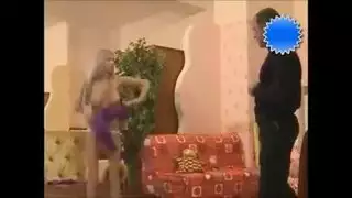 خيال في مكان العمل: شقراء تحصل على قذف داخلي