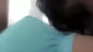حلم مبتل يتحقق: ألعاب مائية إباحية حصرية للمالك