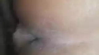 إباحية خارجية جامحة مع قضيب خشب داكن